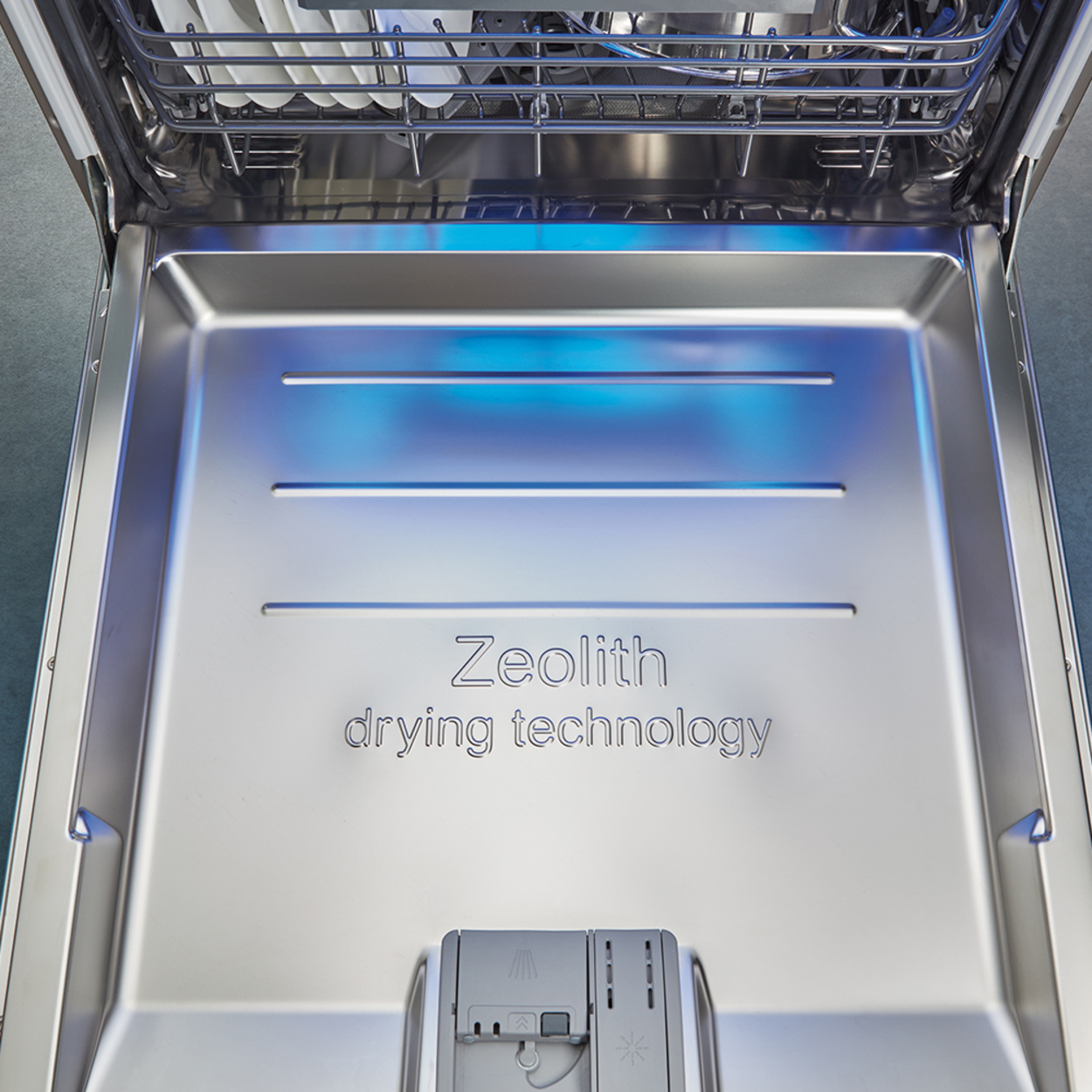 Zeolith Trocknen – Für glänzende Spülergebnisse bei Gehringer Elektrotechnik GmbH in Rothenburg